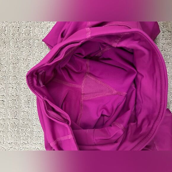 Lululemon Pace Rival Crop in Deep Fuschia - Picture 14 of 16